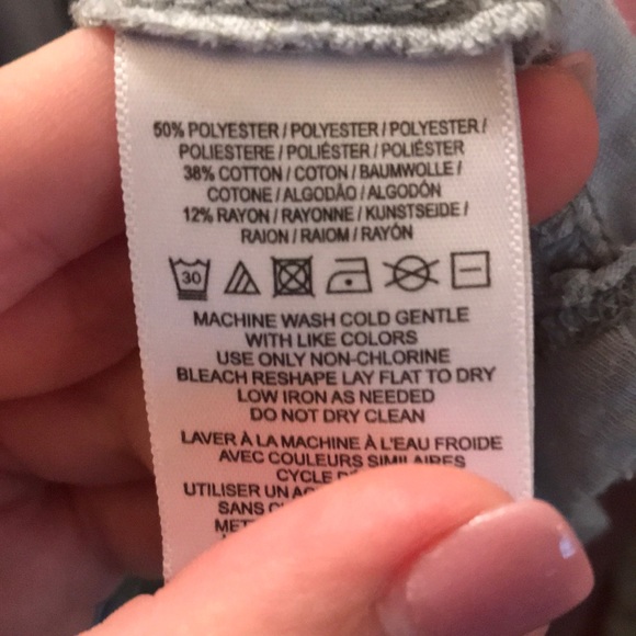 Free People ultra soft vneck - Picture 5 of 5